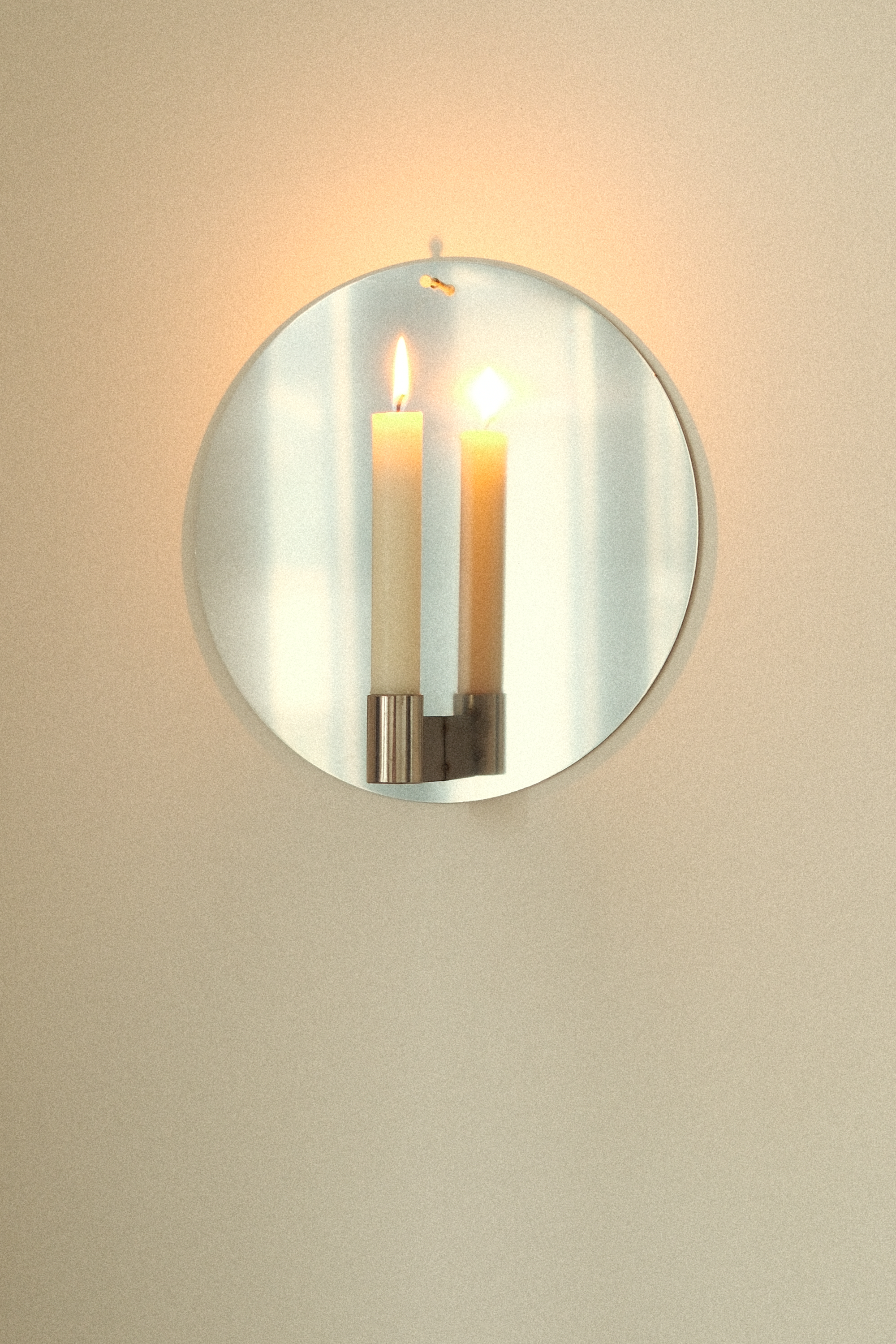 RUNDT CANDLE HOLDER